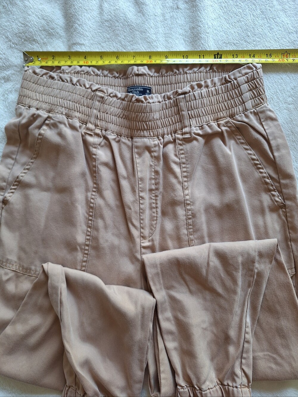 Abercrombie & Fitch 100% Lyocell Tan Paperbag Waist Jogger Pants M - Picture 4 of 7